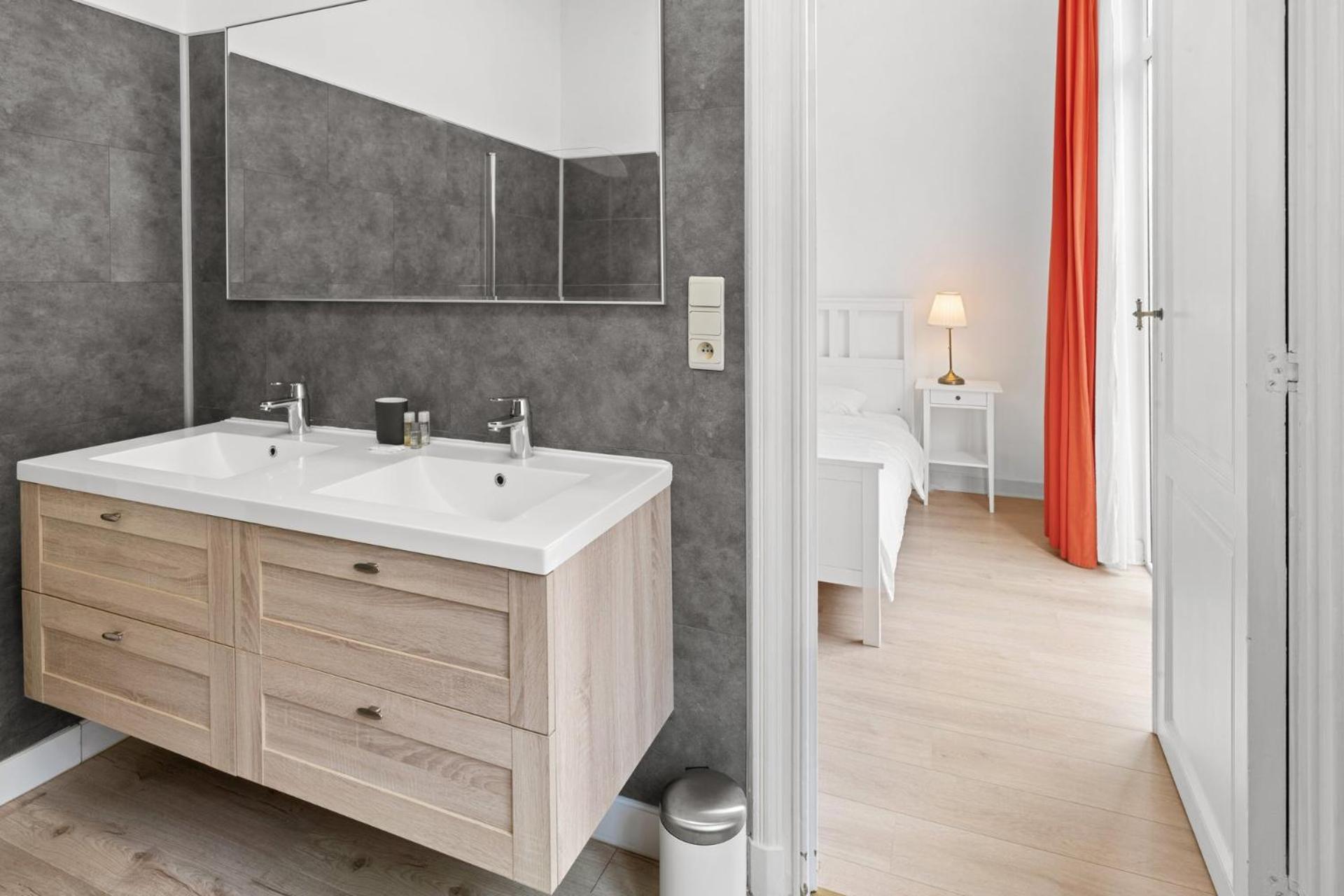 In Brussels, Lantsheere By Homenhancement Sa Appartement Brussel