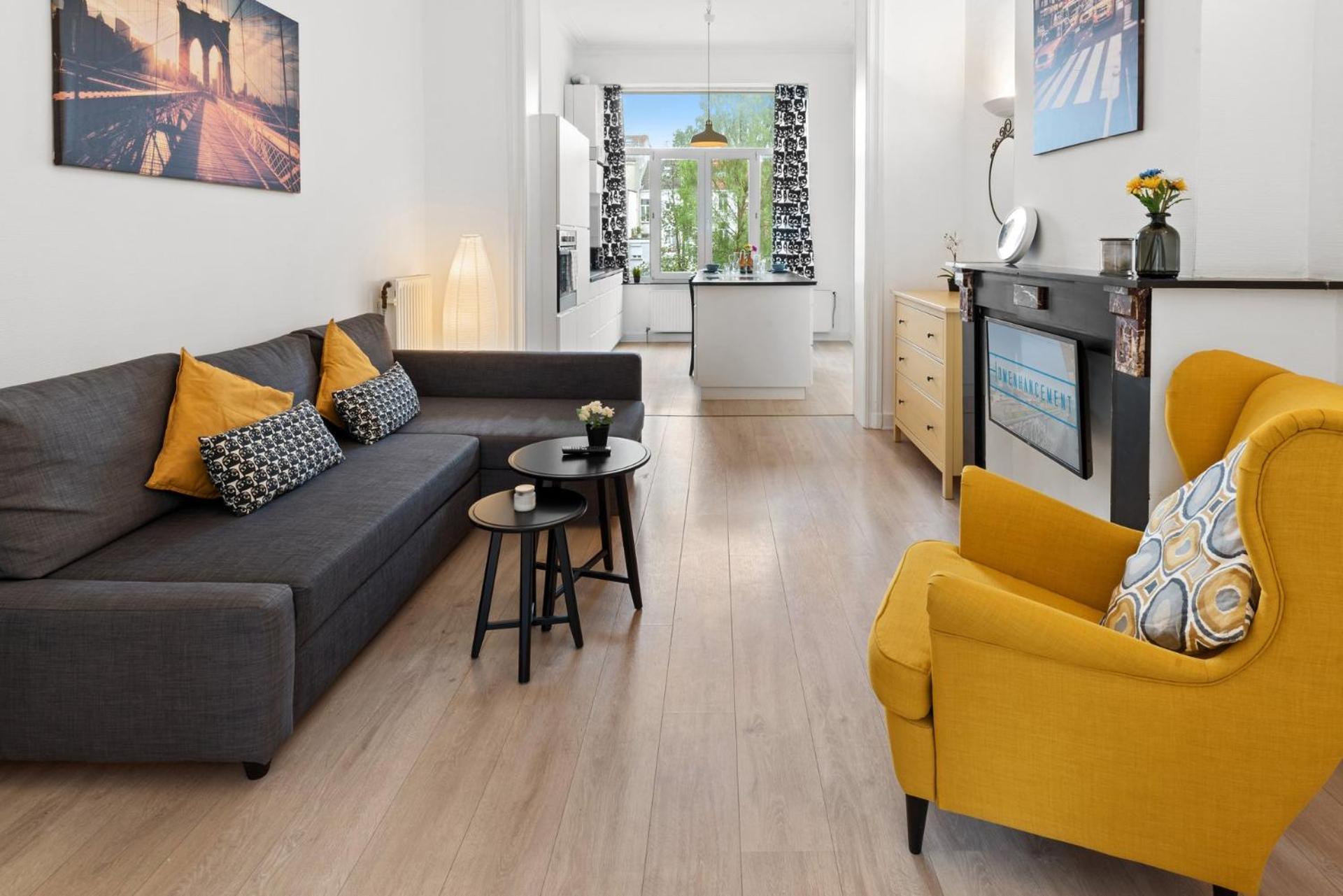 In Brussels, Lantsheere By Homenhancement Sa * Brussel